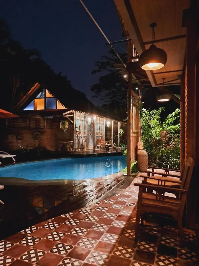 Villa Ayu Dira Heritage House Ubud
